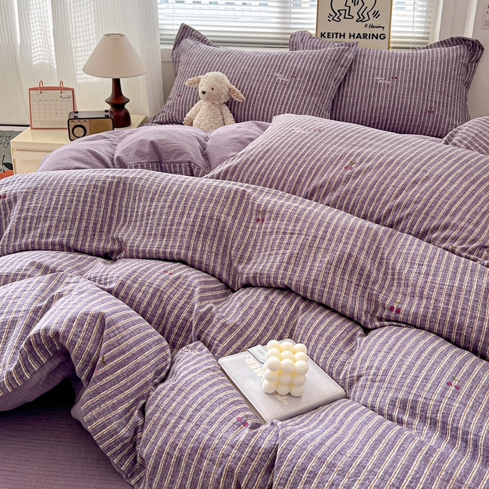 91家纺网 家纺一手货源 找家纺 一比一 2025新款古法水洗棉小布袋高克重云柔棉四件套 紫樱桃