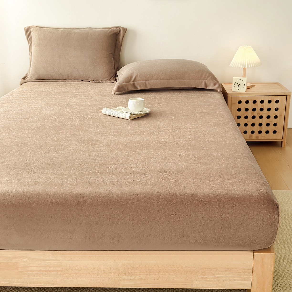 好阁家纺 支持定制2025新款200G牛奶绒纯色床笠 卡其