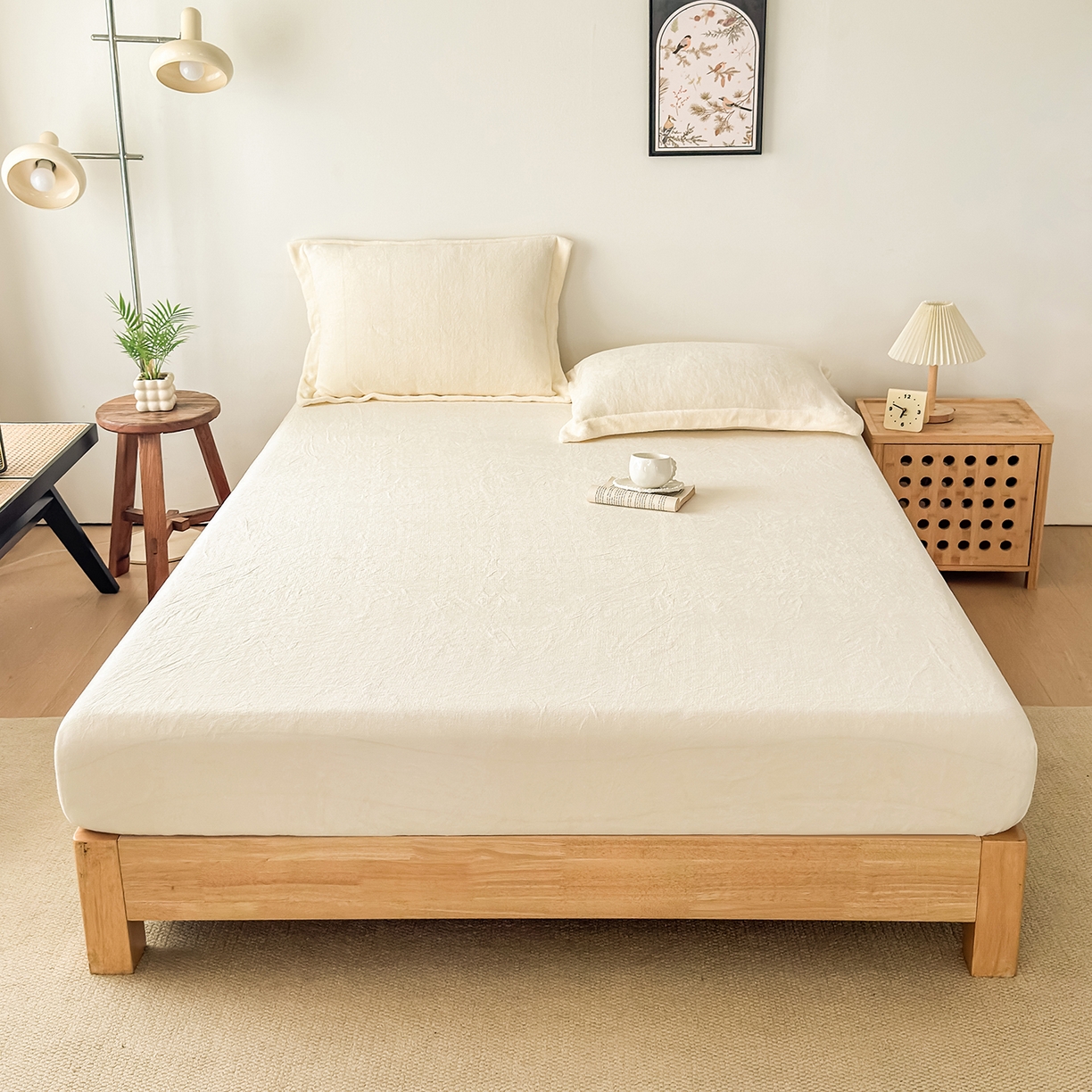 91家纺网 家纺一手货源 找家纺 好阁家纺 支持定制2025新款200G牛奶绒纯色床笠 奶芋白