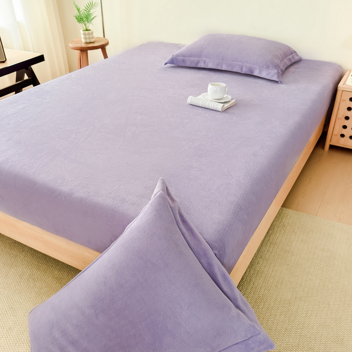 91家纺网 家纺一手货源 找家纺 好阁家纺 支持定制2025新款200G牛奶绒纯色床笠 葡萄紫