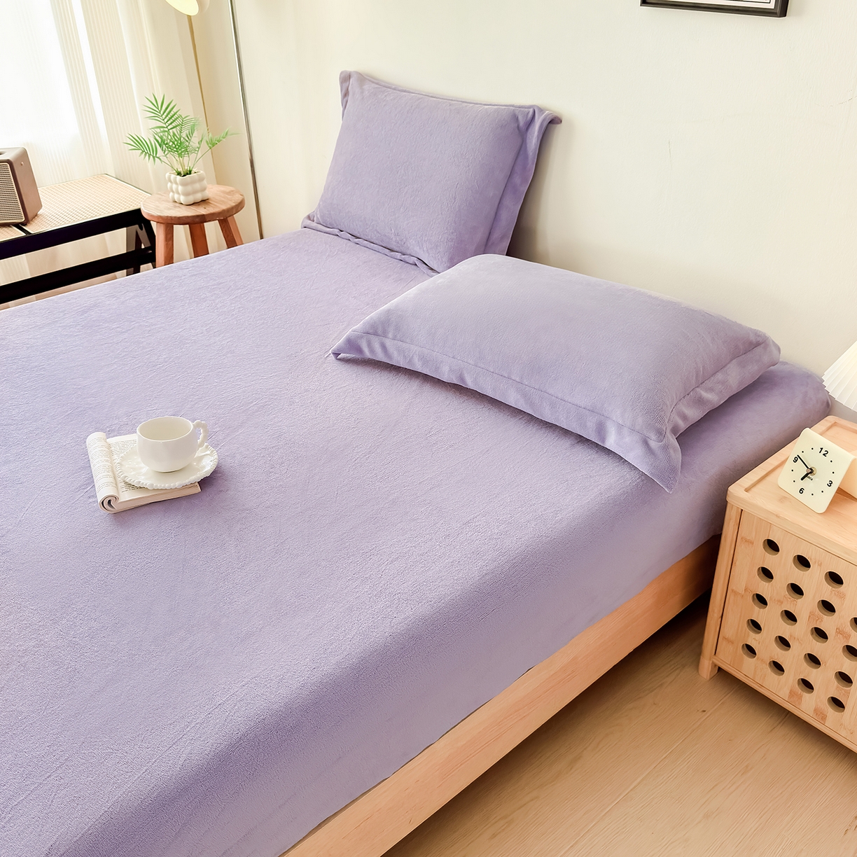 91家纺网 家纺一手货源 找家纺 好阁家纺 支持定制2025新款200G牛奶绒纯色床笠 葡萄紫