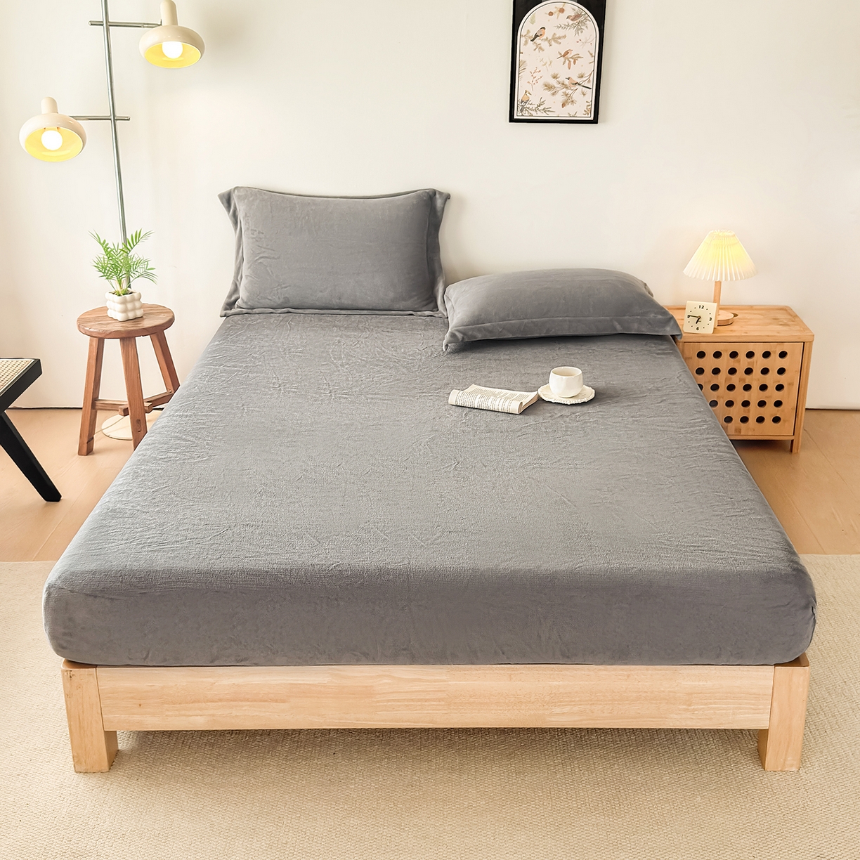 91家纺网 家纺一手货源 找家纺 好阁家纺 支持定制2025新款200G牛奶绒纯色床笠 星空灰