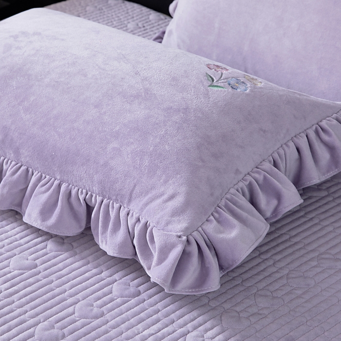 91家纺网 家纺一手货源 找家纺 （总）畅畅家纺 2025新款宝宝绒绣花床盖四件套婴儿绒纯色牛奶绒四件套