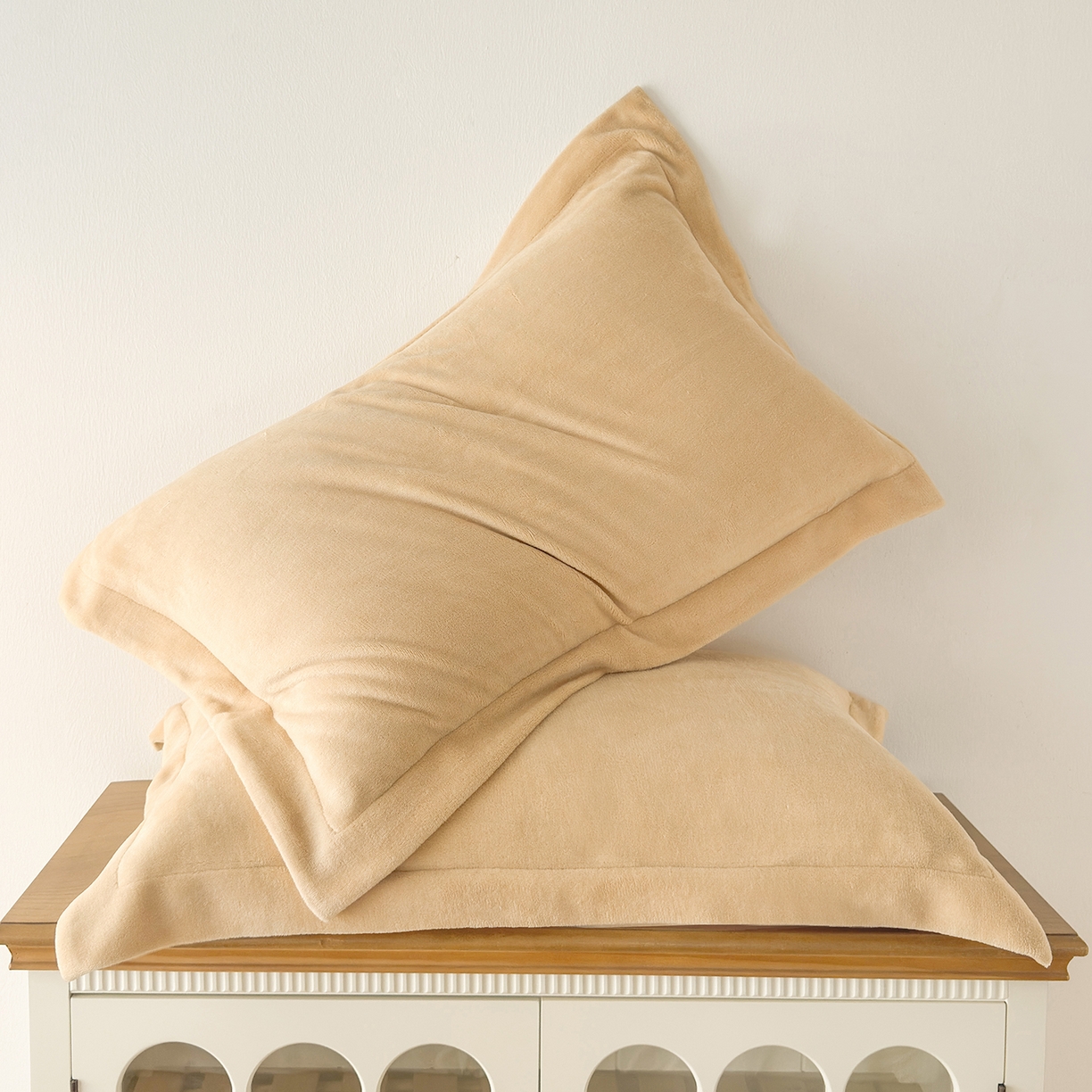 91家纺网 家纺一手货源 找家纺 好阁家纺 2025新款200克牛奶绒纯色枕套 茶棕