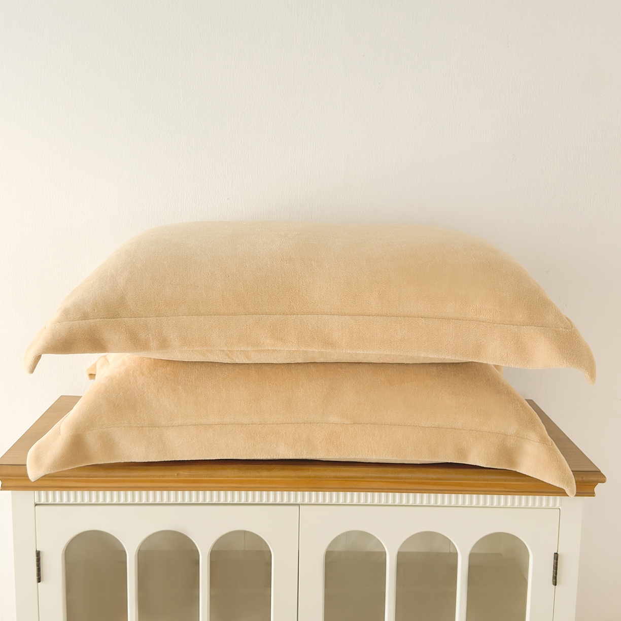 91家纺网 家纺一手货源 找家纺 好阁家纺 2025新款200克牛奶绒纯色枕套 茶棕