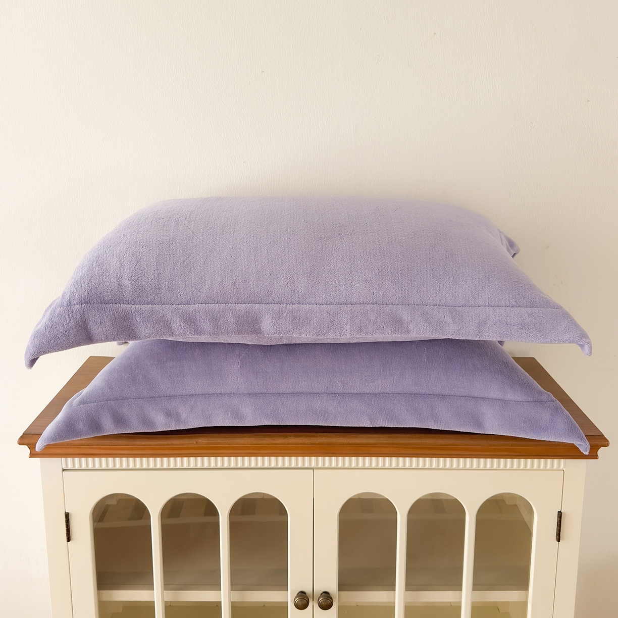 91家纺网 家纺一手货源 找家纺 好阁家纺 2025新款200克牛奶绒纯色枕套 葡萄紫