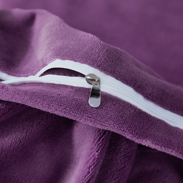 91家纺网 家纺一手货源 找家纺 畅畅家纺 2025新款亲肤舒适双拼牛奶绒纯色绣花床盖四件套 紫色