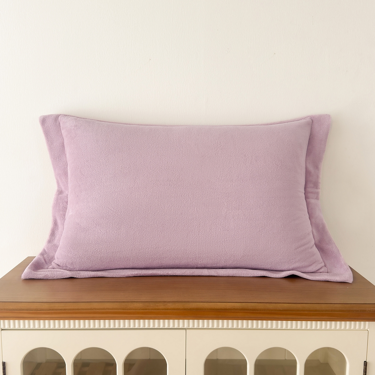 91家纺网 家纺一手货源 找家纺 好阁家纺 2025新款200克牛奶绒纯色枕套 芋泥紫