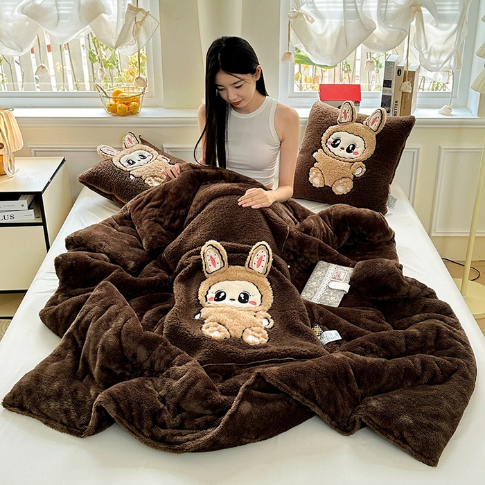 91家纺网 家纺一手货源 找家纺 （总）古本家居 2025新款圆滚滚抱枕被