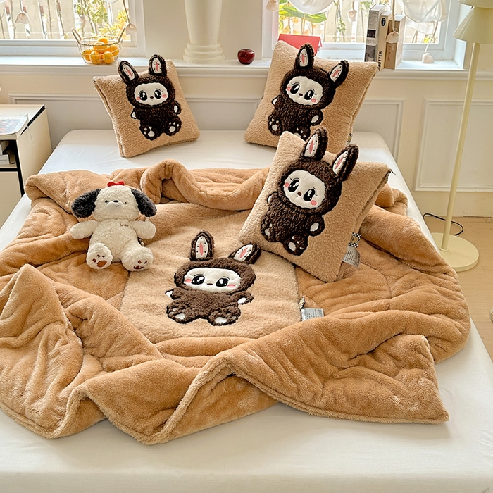 91家纺网 家纺一手货源 找家纺 古本家居 2025新款圆滚滚抱枕被 圆滚滚驼