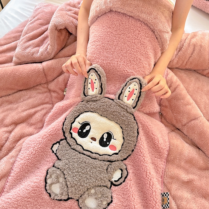 91家纺网 家纺一手货源 找家纺 古本家居 2025新款圆滚滚抱枕被 圆滚滚粉