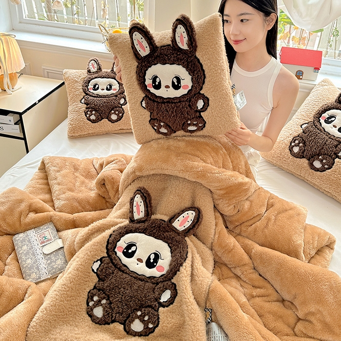 91家纺网 家纺一手货源 找家纺 古本家居 2025新款圆滚滚抱枕被 圆滚滚驼