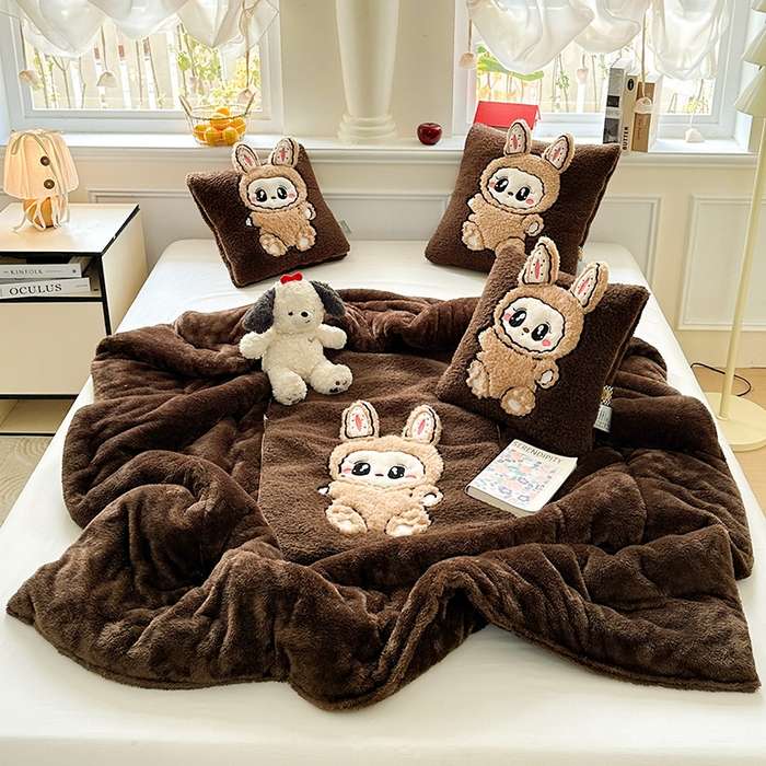 91家纺网 家纺一手货源 找家纺 古本家居 2025新款圆滚滚抱枕被 圆滚滚咖