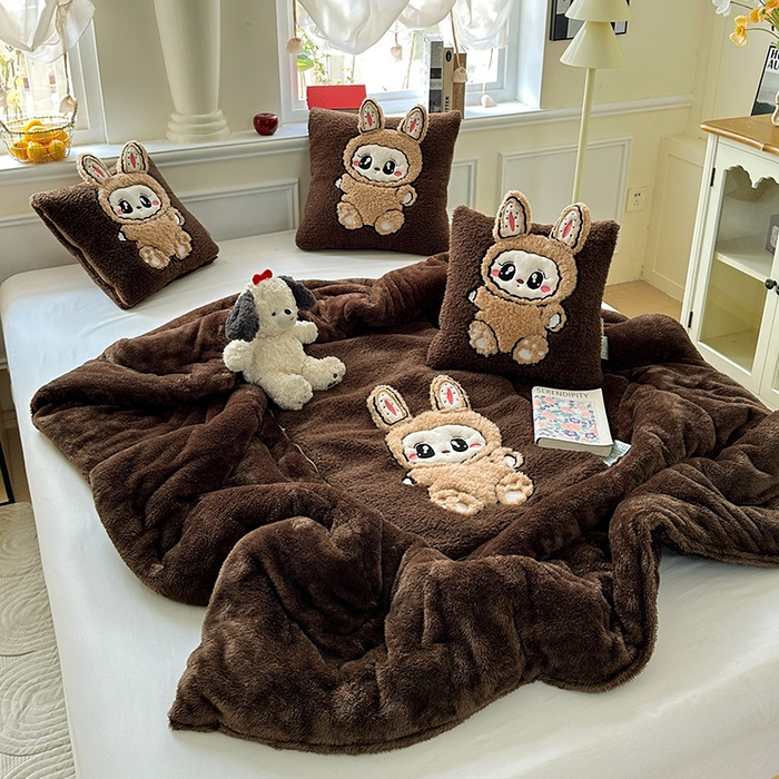 91家纺网 家纺一手货源 找家纺 古本家居 2025新款圆滚滚抱枕被 圆滚滚咖