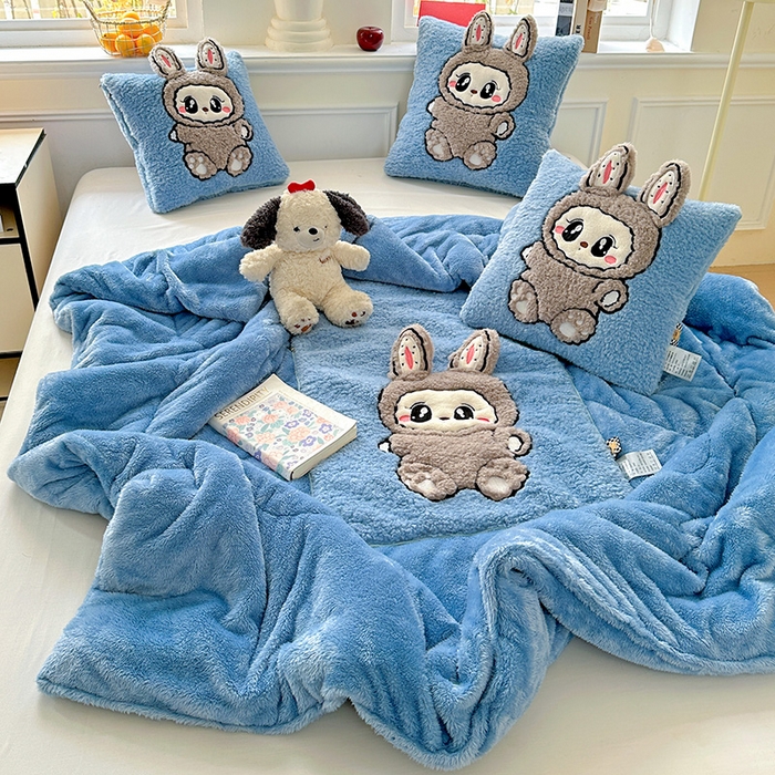 91家纺网 家纺一手货源 找家纺 古本家居 2025新款圆滚滚抱枕被 圆滚滚蓝