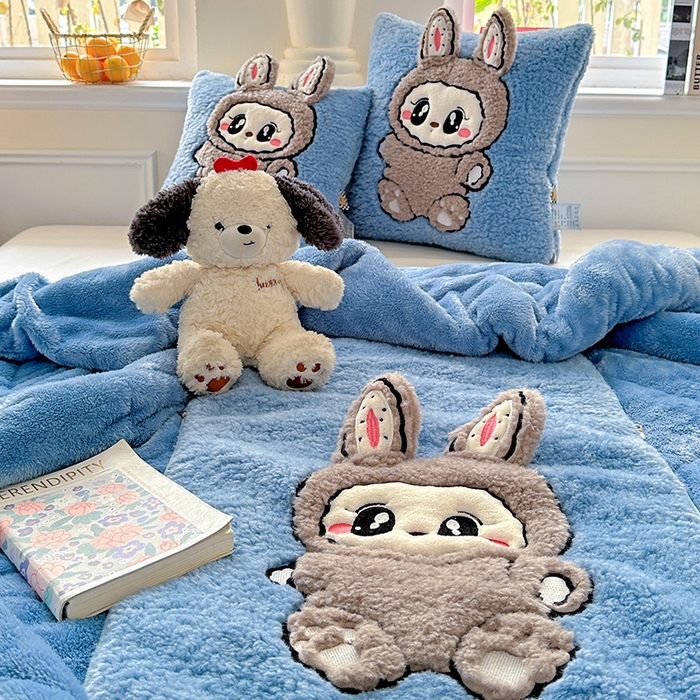 91家纺网 家纺一手货源 找家纺 古本家居 2025新款圆滚滚抱枕被 圆滚滚蓝