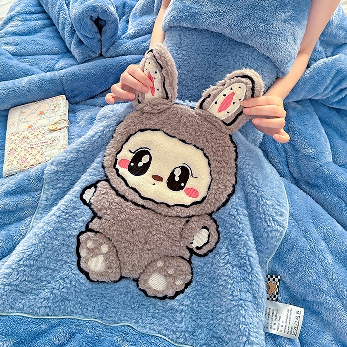 91家纺网 家纺一手货源 找家纺 古本家居 2025新款圆滚滚抱枕被 圆滚滚蓝