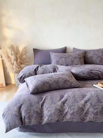 91家纺网 家纺一手货源 找家纺 蓝邻家纺 2025年新款全棉色织提花磨毛四件套 罗薇-烟紫米