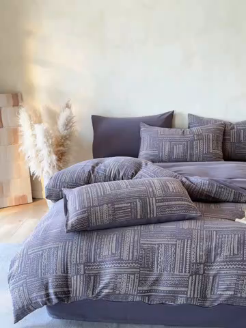 91家纺网 家纺一手货源 找家纺 蓝邻家纺 2025年新款全棉色织提花磨毛四件套 曼波夏-烟紫米