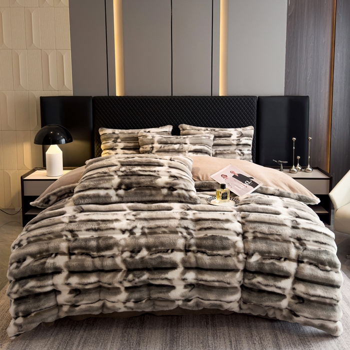 91家纺网 家纺一手货源 找家纺 畅畅家纺 2025新款高克重10斤加厚轻奢扎染兔毛绒四件套-巴黎之春 巴黎之春-灰色