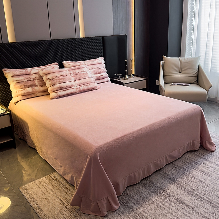 91家纺网 家纺一手货源 找家纺 畅畅家纺 2025新款高克重10斤加厚轻奢扎染兔毛绒四件套-巴黎之春 巴黎之春-皮粉