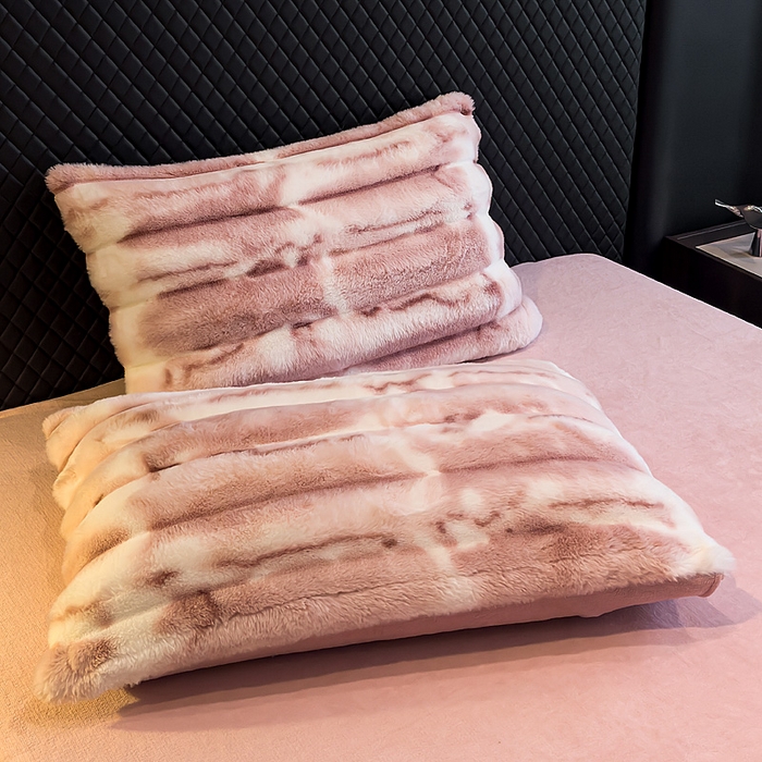 91家纺网 家纺一手货源 找家纺 畅畅家纺 2025新款高克重10斤加厚轻奢扎染兔毛绒四件套-巴黎之春 巴黎之春-皮粉