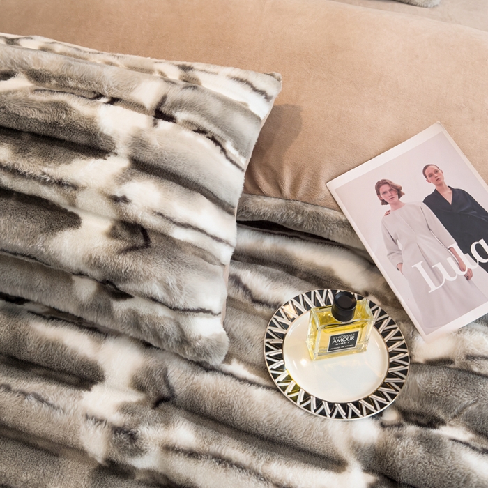 91家纺网 家纺一手货源 找家纺 畅畅家纺 2025新款高克重10斤加厚轻奢扎染兔毛绒四件套-巴黎之春 巴黎之春-灰色