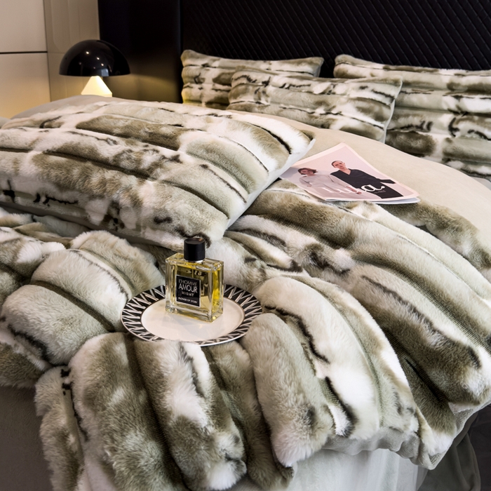 91家纺网 家纺一手货源 找家纺 畅畅家纺 2025新款高克重10斤加厚轻奢扎染兔毛绒四件套-巴黎之春 巴黎之春-绿色