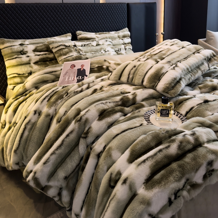 91家纺网 家纺一手货源 找家纺 畅畅家纺 2025新款高克重10斤加厚轻奢扎染兔毛绒四件套-巴黎之春 巴黎之春-绿色