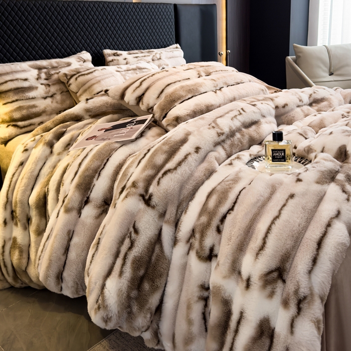 91家纺网 家纺一手货源 找家纺 畅畅家纺 2025新款高克重10斤加厚轻奢扎染兔毛绒四件套-巴黎之春 巴黎之春-驼色