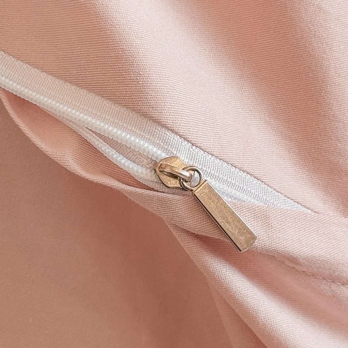 91家纺网 家纺一手货源 找家纺 （总）理想家家纺 2025新款纯棉轻奢刺绣四件套-小秘密系列场景二