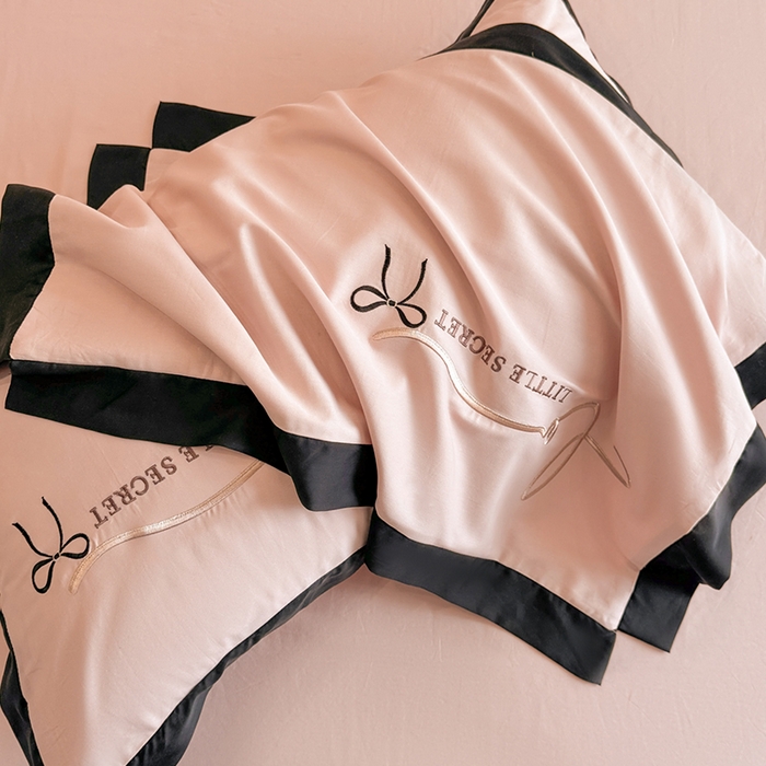 91家纺网 家纺一手货源 找家纺 （总）理想家家纺 2025新款纯棉轻奢刺绣四件套-小秘密系列场景二