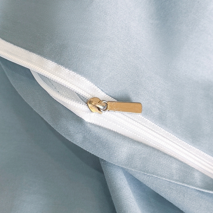 91家纺网 家纺一手货源 找家纺 理想家家纺 2025新款纯棉轻奢刺绣四件套-小秘密系列场景二 小秘密 蓝