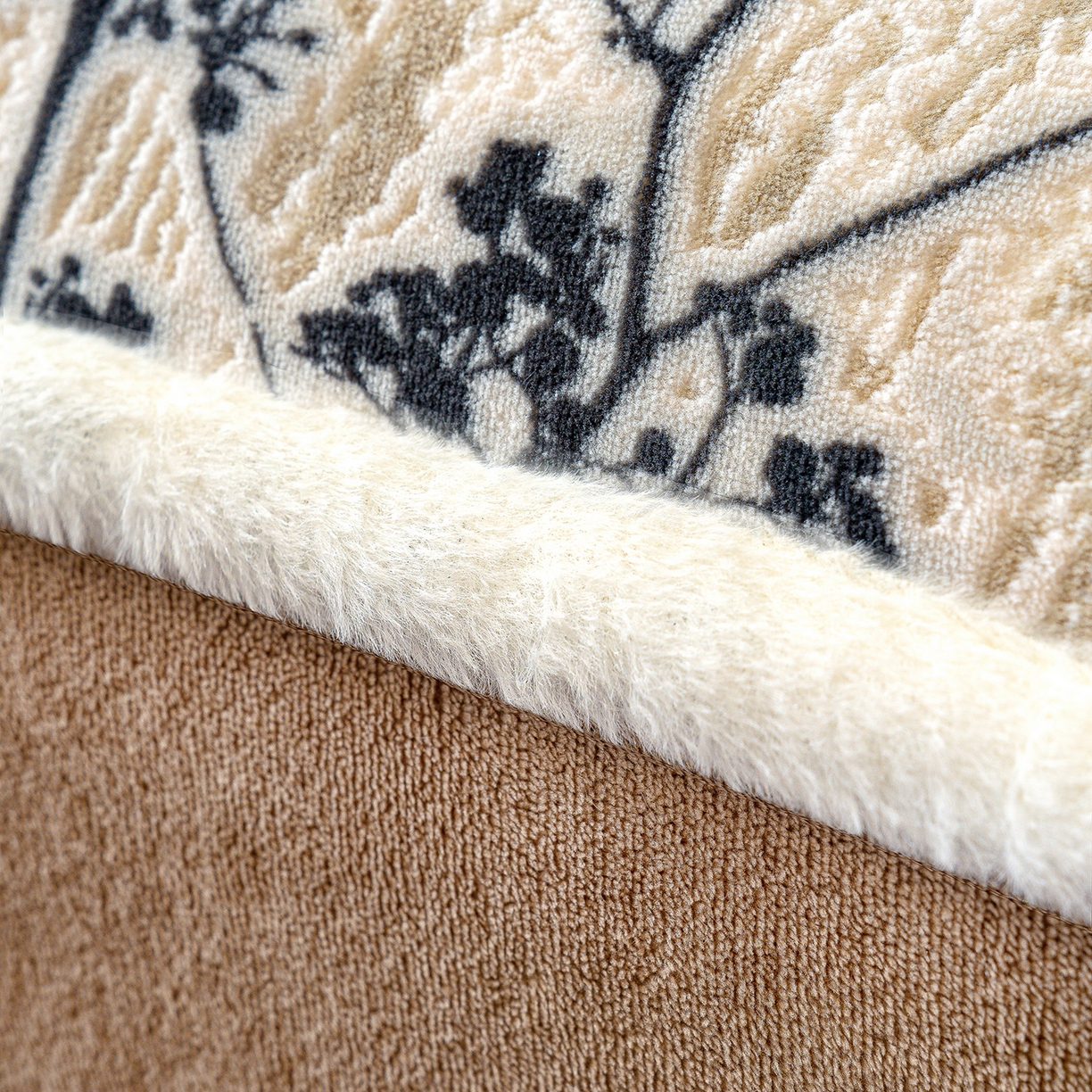 91家纺网 家纺一手货源 找家纺 ME/ERA HOME寐时代 2025新款牛奶绒雕花兔毛绒包边床笠 浪漫花枝