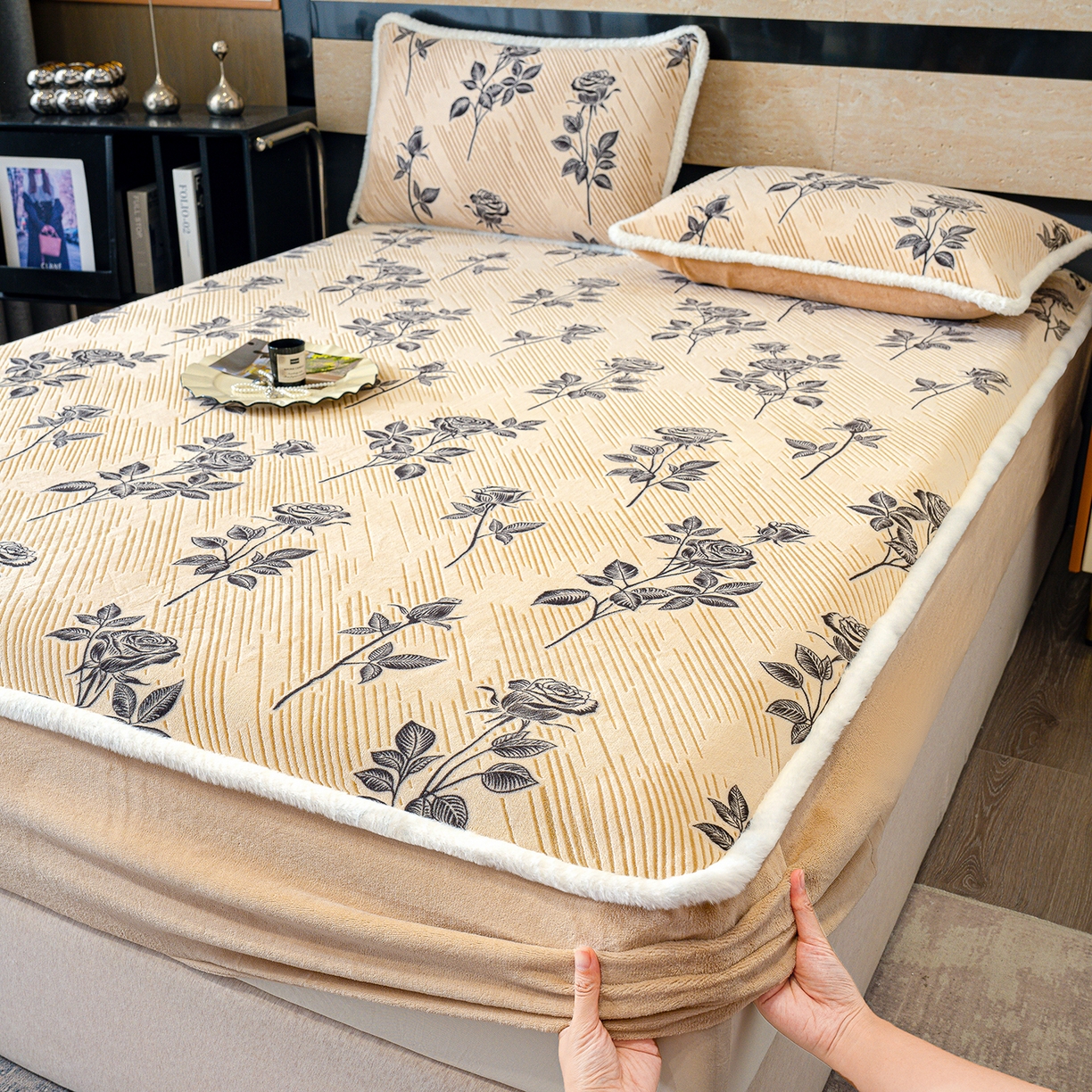 ME/ERA HOME寐时代 2025新款牛奶绒雕花兔毛绒包边床笠 水墨玫瑰