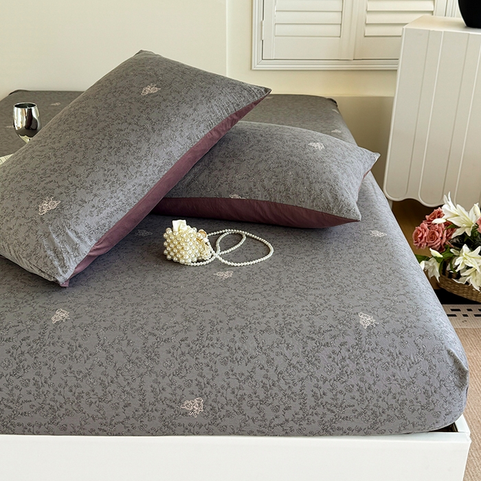 91家纺网 家纺一手货源 找家纺 卢赛尔 2025新款水洗珍珠棉皱皱纱印花床笠 暗香