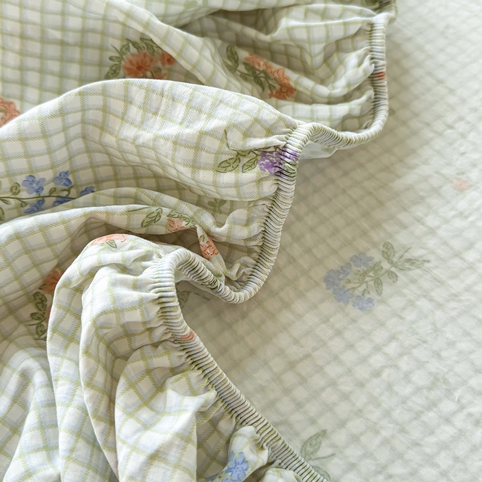 91家纺网 家纺一手货源 找家纺 卢赛尔 2025新款水洗珍珠棉皱皱纱印花床笠 格子-绿