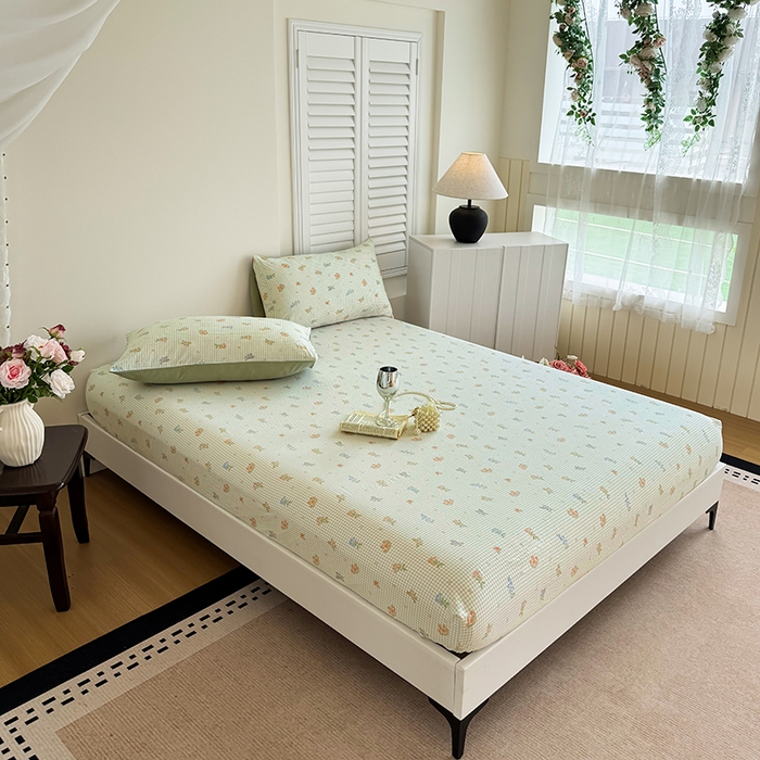 91家纺网 家纺一手货源 找家纺 卢赛尔 2025新款水洗珍珠棉皱皱纱印花床笠 格子-绿