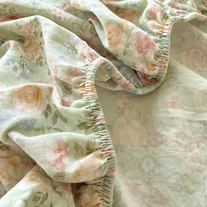 91家纺网 家纺一手货源 找家纺 卢赛尔 2025新款水洗珍珠棉皱皱纱印花床笠 千姿