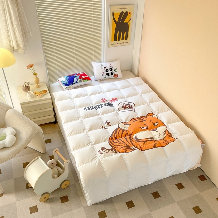 91家纺网 家纺一手货源 找家纺 暖羽屋羽绒馆 2025新款老虎羽绒丝被学生羽毛被被芯加厚保暖可爱卡通儿童羽绒被 老虎