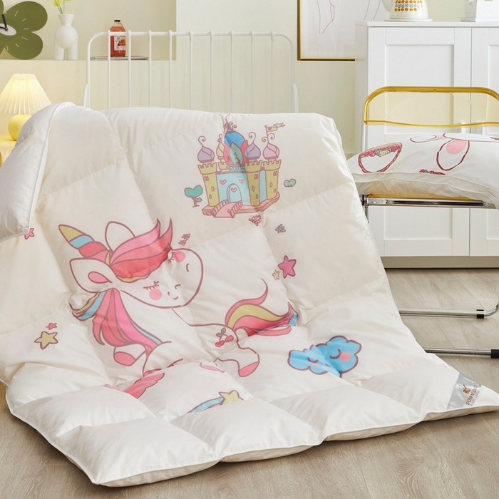 91家纺网 家纺一手货源 找家纺 暖羽屋羽绒馆 2025新款老虎羽绒丝被学生羽毛被被芯加厚保暖可爱卡通儿童羽绒被 独角兽