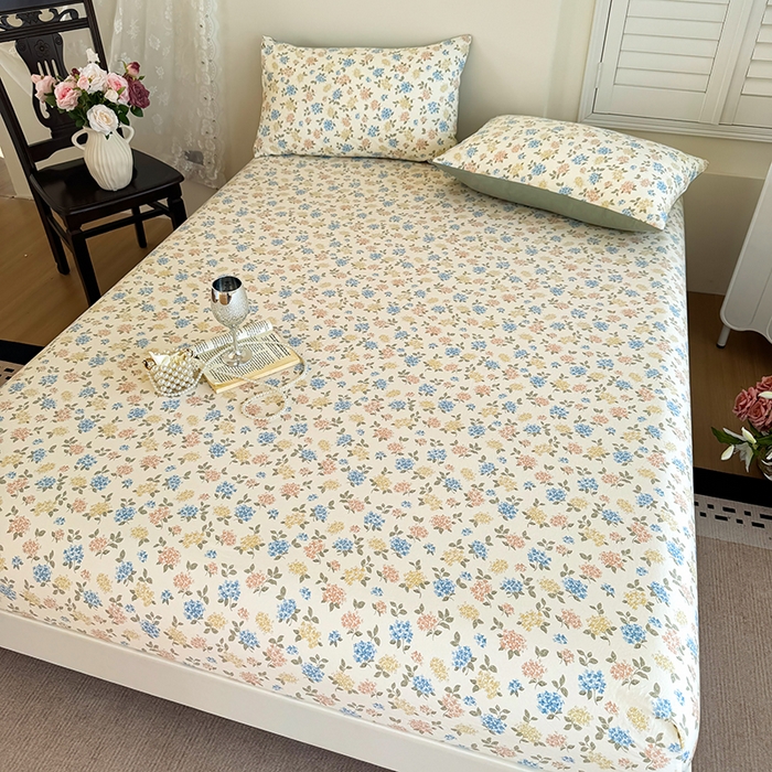 91家纺网 家纺一手货源 找家纺 卢赛尔 2025新款水洗珍珠棉皱皱纱印花床笠 山茶-绿