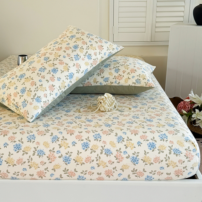 91家纺网 家纺一手货源 找家纺 卢赛尔 2025新款水洗珍珠棉皱皱纱印花床笠 山茶-绿