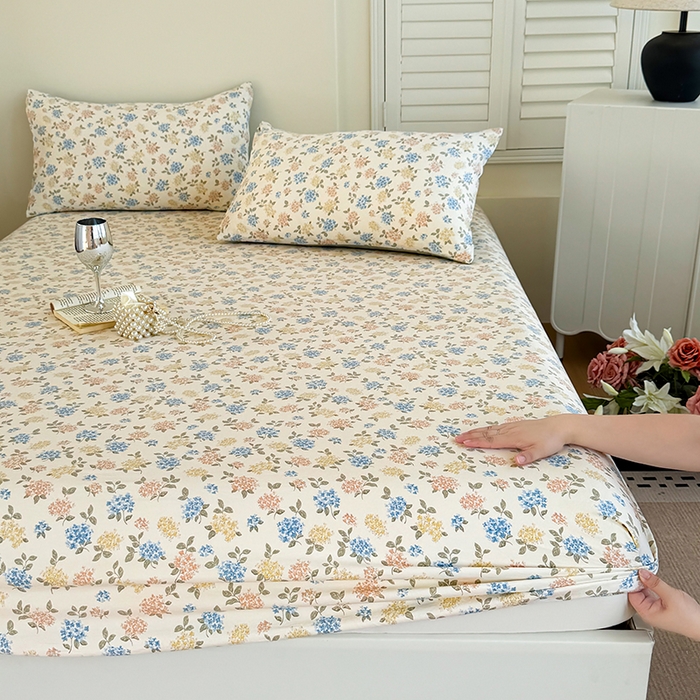 91家纺网 家纺一手货源 找家纺 卢赛尔 2025新款水洗珍珠棉皱皱纱印花床笠 山茶-绿