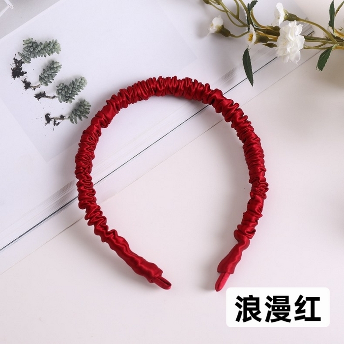 91家纺网 家纺一手货源 找家纺 蚕云阁蚕丝家居 2025新款19姆米真丝发箍 浪漫红 边宽1cm
