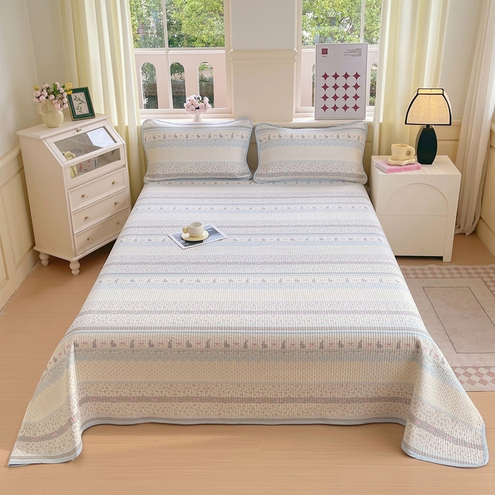 91家纺网 家纺一手货源 找家纺 金丝兔 2025新款小清新斜纹纯棉床盖 全棉夹棉床盖 床盖三件套 榻榻米抗盖绗缝加厚床单 海盐兔