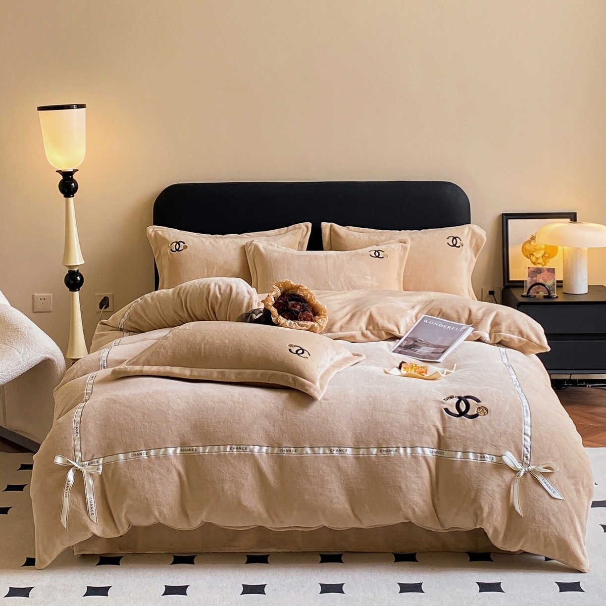 91家纺网 家纺一手货源 找家纺 （总）庭笙 新款牛奶绒小香风立体织带蝴蝶结四件套-COCO