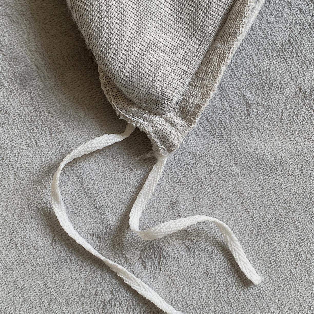 91家纺网 家纺一手货源 找家纺 庭笙 新款牛奶绒小香风立体织带蝴蝶结四件套-COCO COCO-浅灰