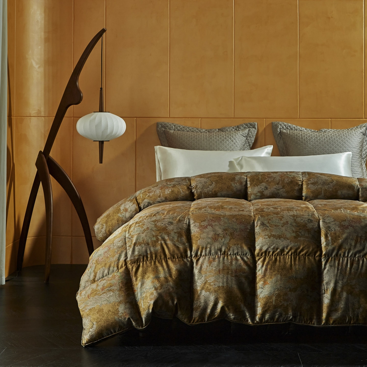 91家纺网 家纺一手货源 找家纺 暖羽屋羽绒馆 2025新款绒子含量95鹅绒被子羽绒被芯水墨国风鹅绒被婚庆双人冬被 枫林晚