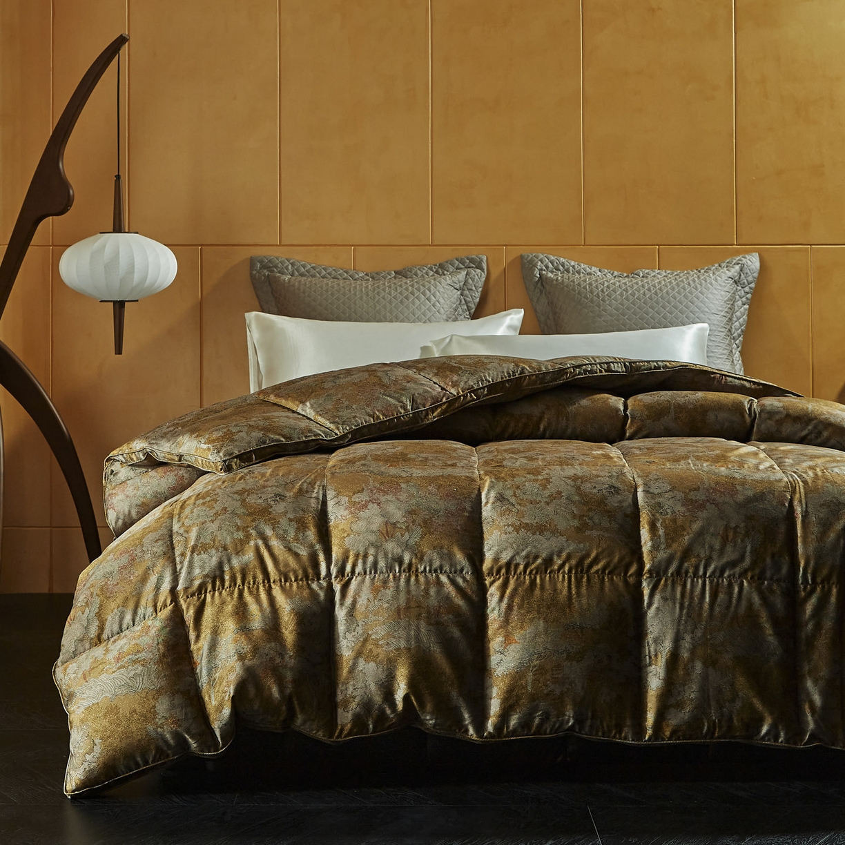 91家纺网 家纺一手货源 找家纺 暖羽屋羽绒馆 2025新款绒子含量95鹅绒被子羽绒被芯水墨国风鹅绒被婚庆双人冬被 枫林晚